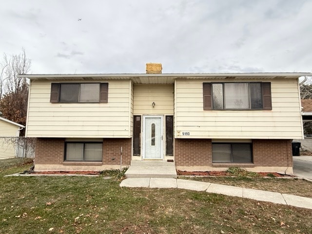 Building Photo - 5193 Persille Dr