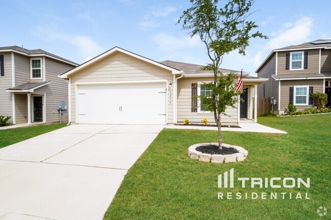 Building Photo - 6215 Baywood Cres Rental