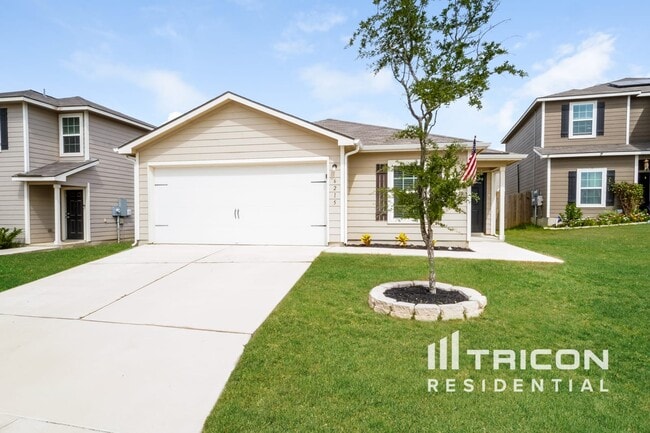 Building Photo - 6215 Baywood Cres Rental