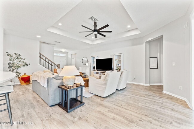 Photo - 611 Watervale Dr