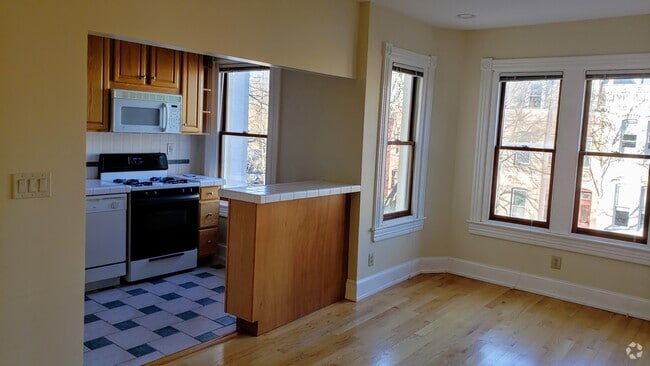 Building Photo - 509 Constitution Ave NE Unit # 3 Rental