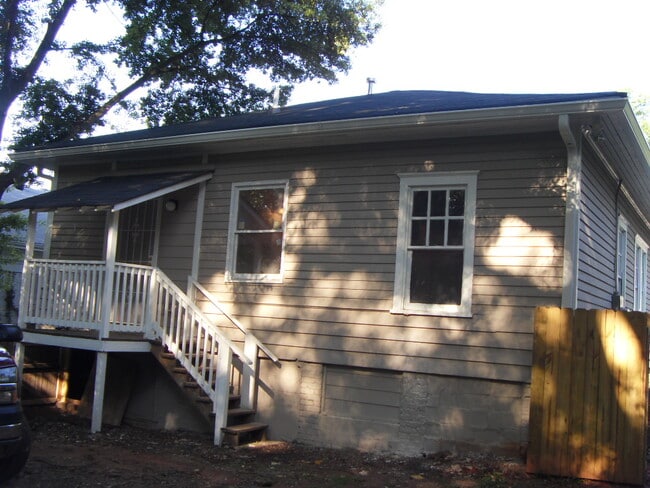 Photo - 11 Moreland Avenue Northeast