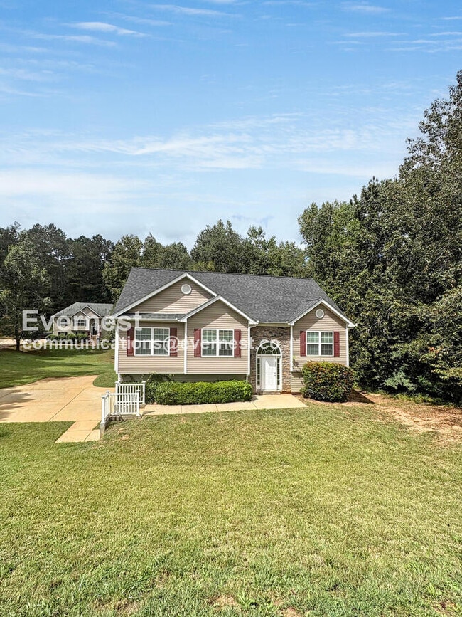 Building Photo - 20 Shenandoah Dr