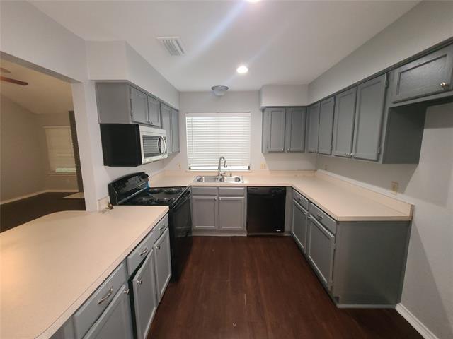 Building Photo - 2442 Hallmark St Rental
