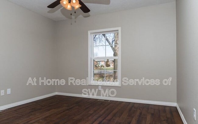 Photo - 1380 E Deerfield St