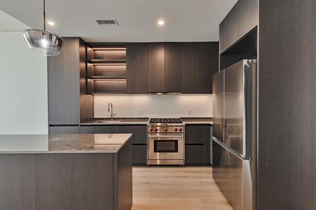 Photo - 610 Davis St Unit 2311