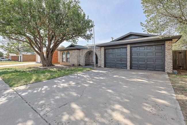 Photo - Short Term Lease Available