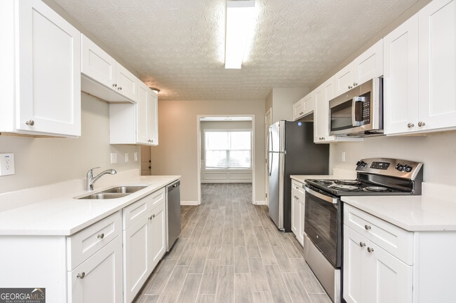 Photo - 85 Windward Dr