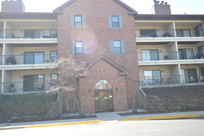 Photo - 641 Hapsfield Ln Unidad 304 Rental