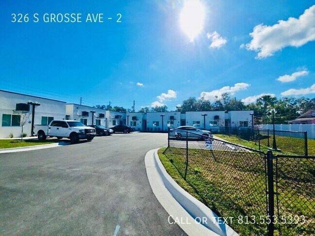 Photo - 326 S Grosse Ave Unit 2