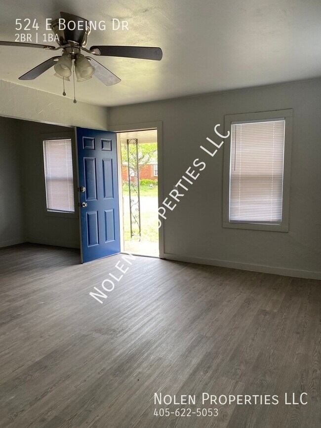 Photo - 524 E Boeing Dr