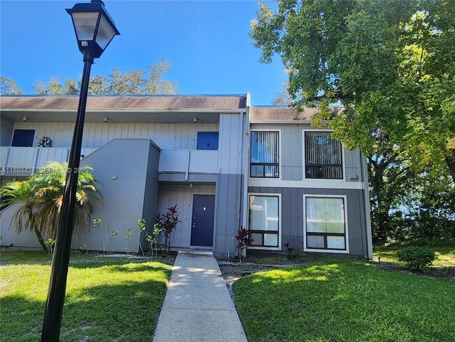 Photo - 10 Sheoah Blvd Unit 8