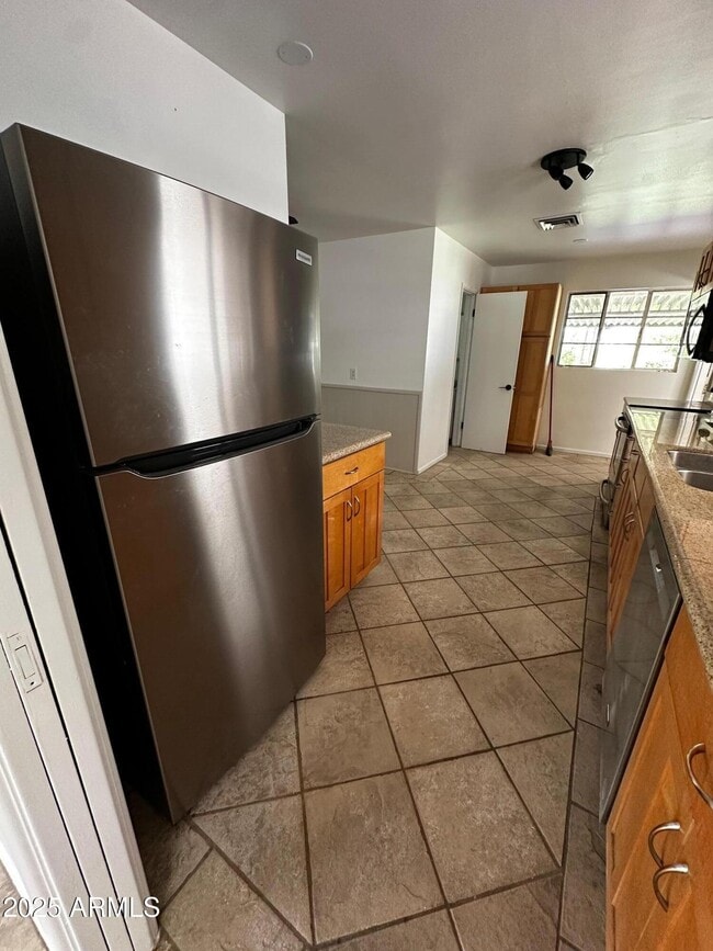 Photo - 4238 E Pinchot Ave