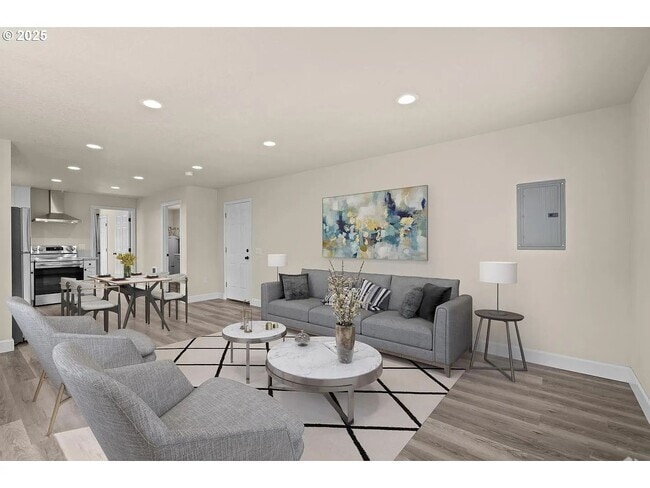 Building Photo - GPM657 - SE Raymond Ct. (T1) Unit B Rental