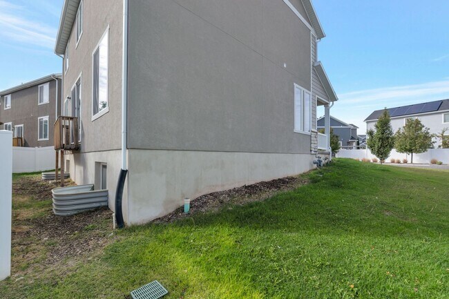 Photo - Spotless House, corner lot, 2 car attached