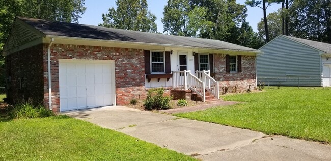 Building Photo - Single Family Home in Great Bridge