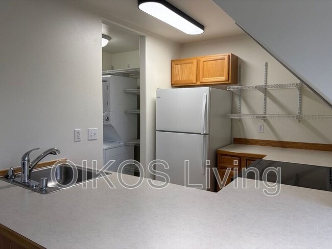 Photo - 2323 E 68th Ave