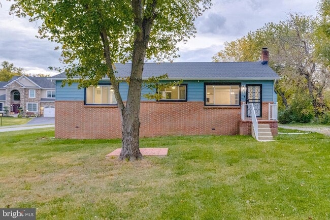 Photo - 5717 Station Rd