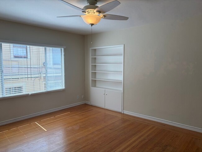 Photo - 1825 Clinton Ave Unit C