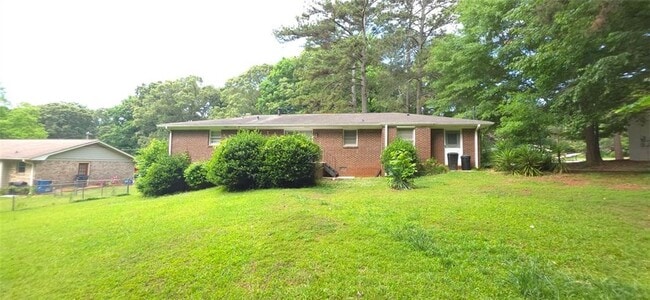 Photo - 1382 Mary Dale Dr SW