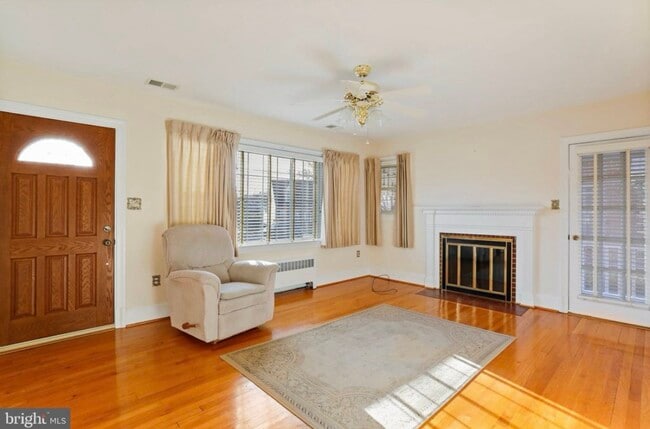 Photo - 130 Montague Ave