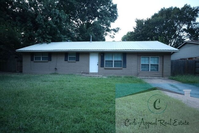Move in special $800!! Recently renovated ... - Move in special $800!! Recently renovated ...