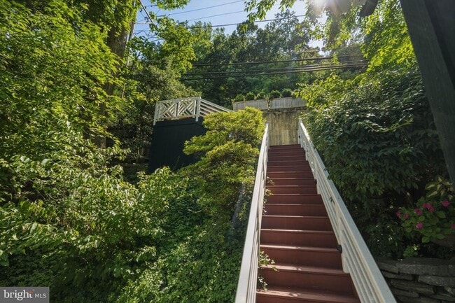 Photo - 3610 River Rd
