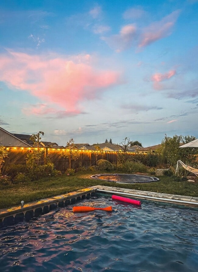 Photo - 2227 Somerset Cir