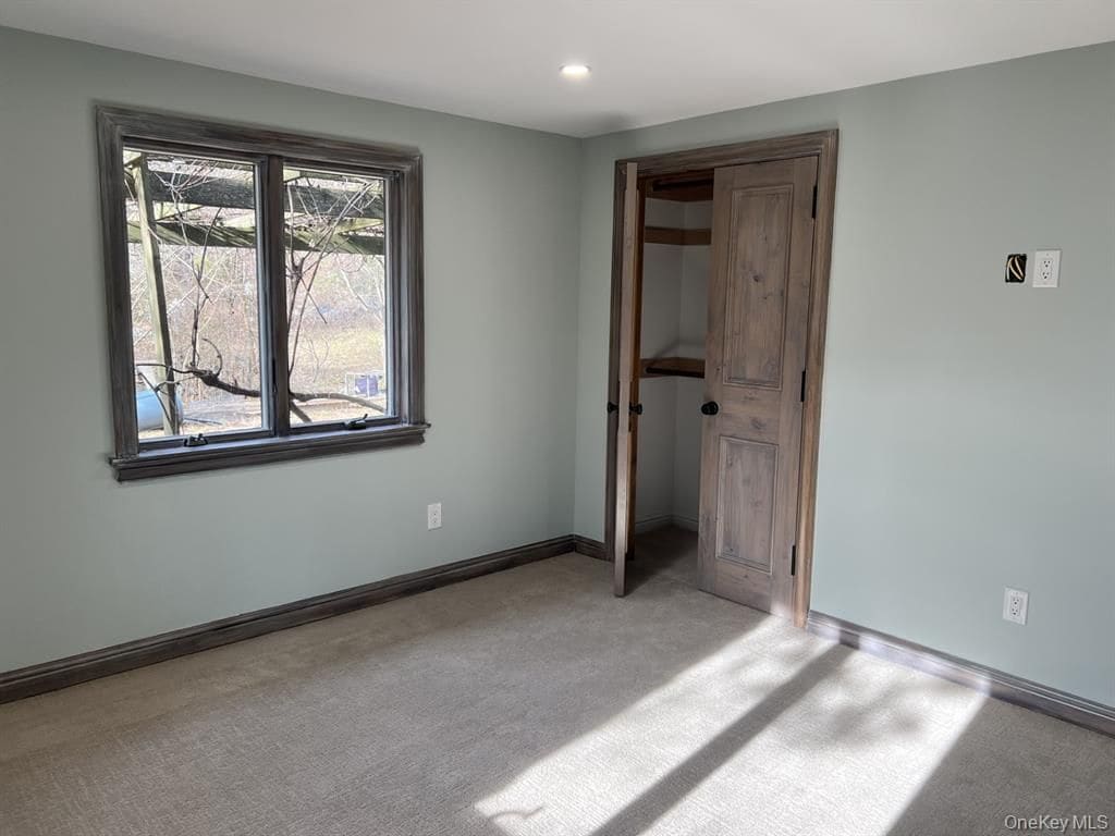 Photo - 24 Lindner Pl