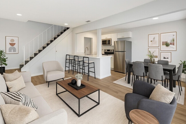 Photo - 900 E Tiffany Dr Unit 3