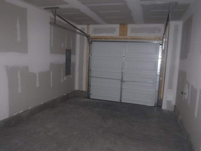 Photo - 202 Magellan Dr