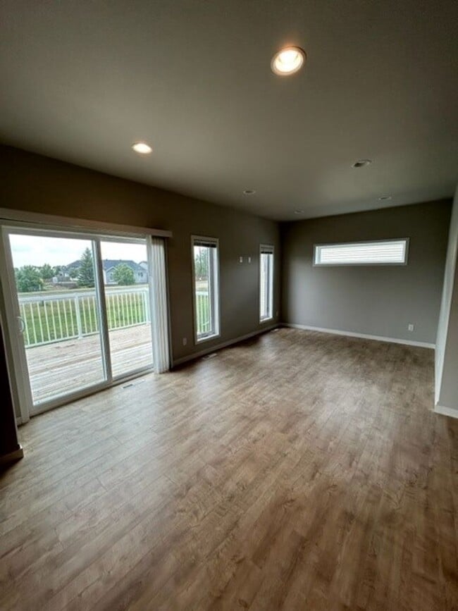 Photo - 3027 39th Ave S