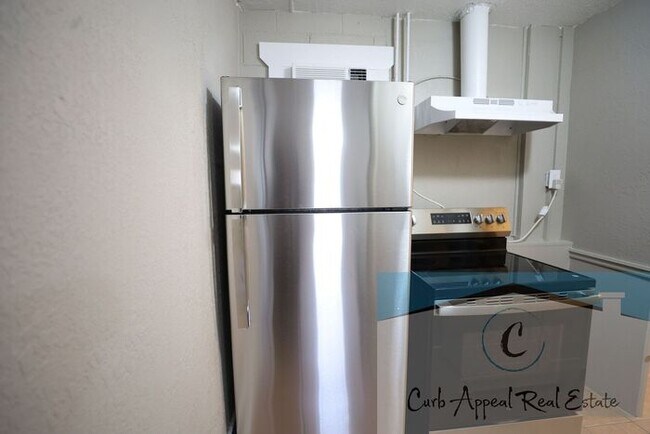 Photo - Completely renovated 1 bed, 1 bath apt in Brookland - utilities included!!