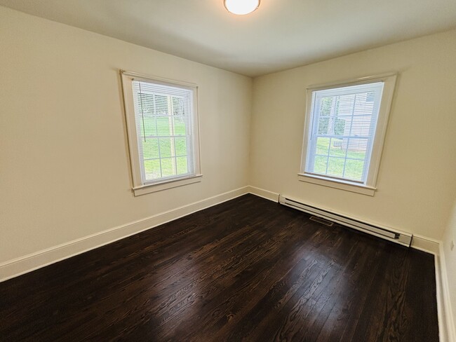 Photo - 514 Sunrise Dr