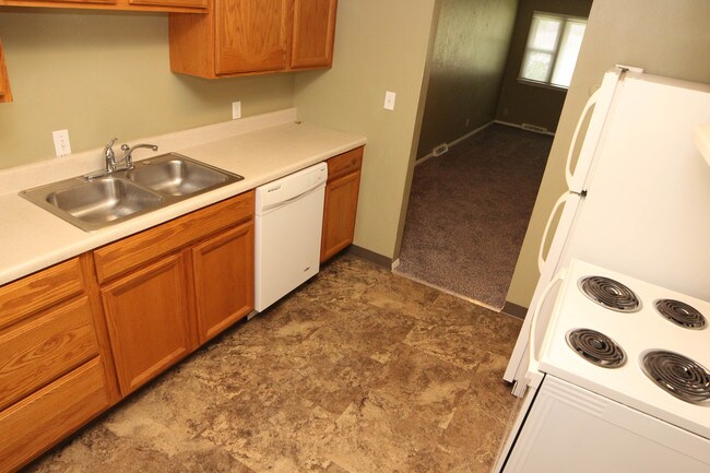 Photo - 1024 N Taft Hill Rd