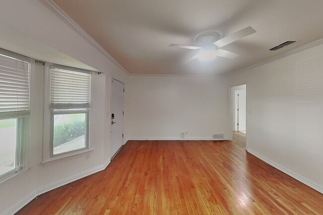 Photo - Historic Crestwood Charm, Modern Updates & an Unbeatable Location!