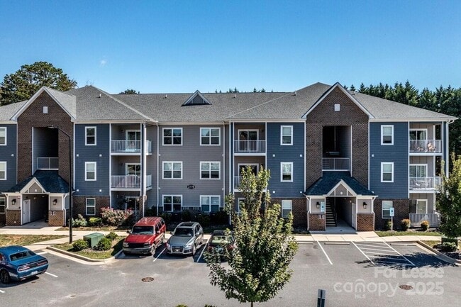 Building Photo - 2778 2nd St NE Unit The Outlook