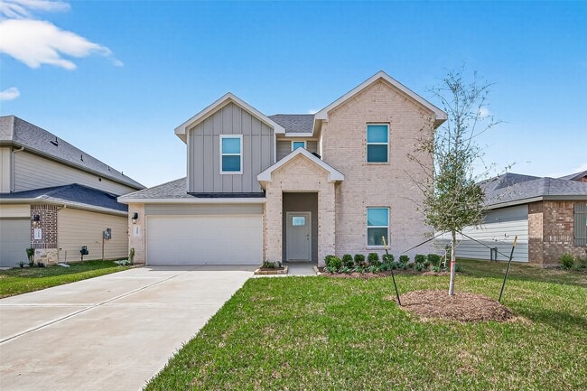 Building Photo - 31107 Royal Acrs Ct