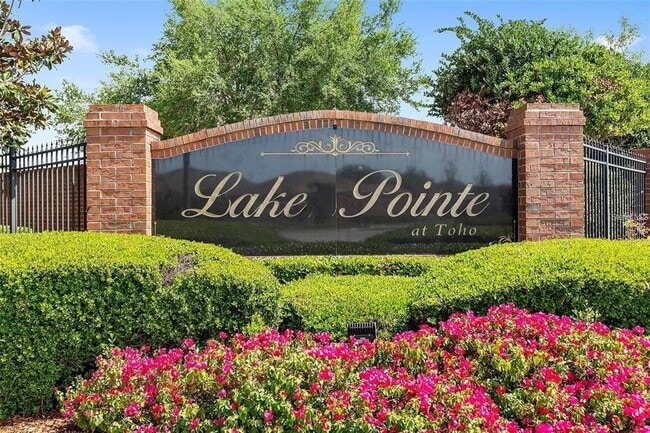 Photo - 5057 Coveview Dr