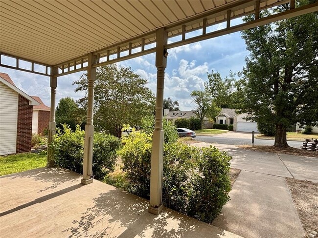 Photo - 2139 Cervin Blvd