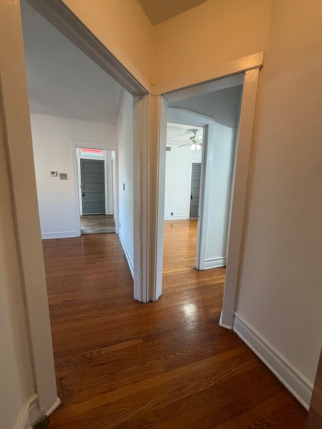 Photo - 3722 N Sheffield Ave Unit 3S