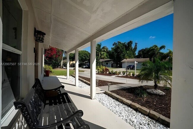 Photo - 6941 Boston Dr