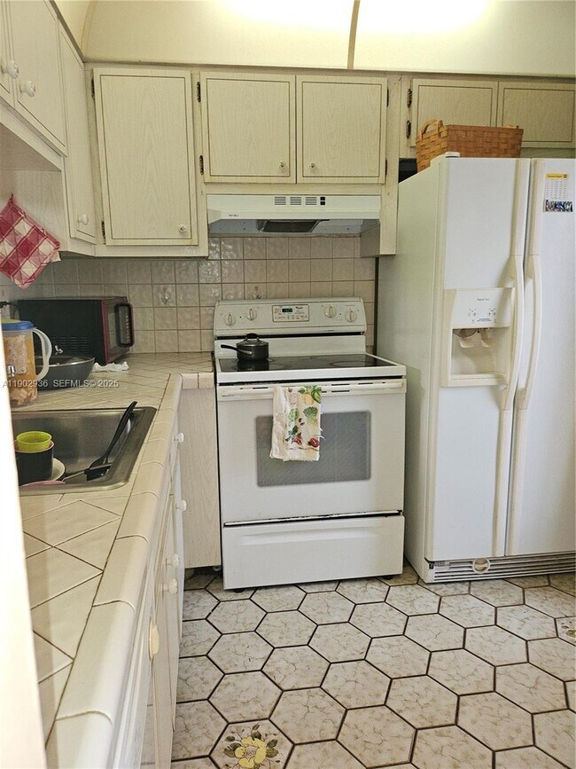 Photo - 5121 W Oakland Park Blvd Unit 211
