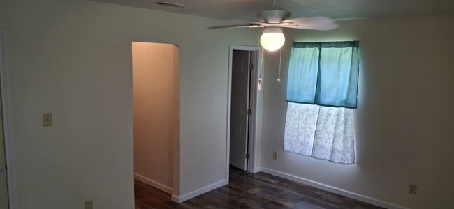 Photo - 214 Ruth St