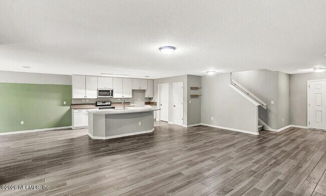 Photo - 2651 Firethorn Ave