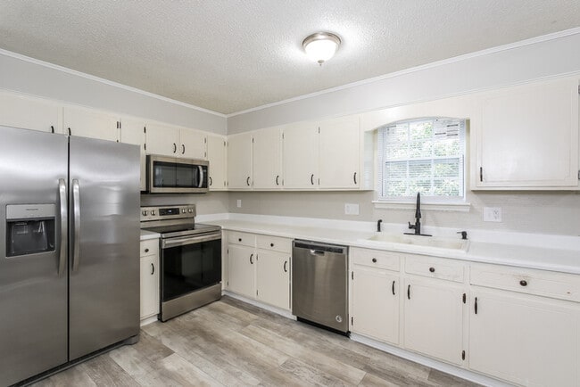 Photo - Charming Home in Martinez!