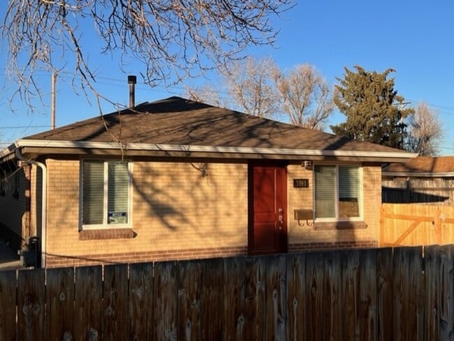 Building Photo - 3391-3393 W Walsh Pl Unit 3393