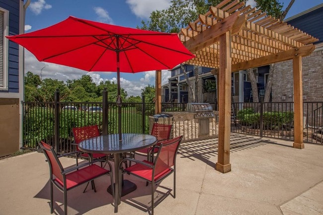 Photo - Shor on Clear Lake