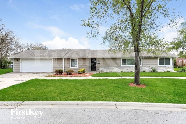 Building Photo - 5141 Oak Center Dr