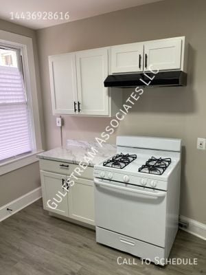 Photo - 3038 Brighton St